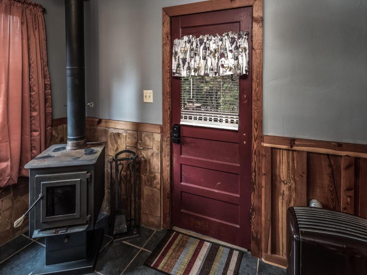 Windchaser, 1 Bedroom, Wood Burning Stove, Midtown, Sleeps 3 Ruidoso Exterior photo
